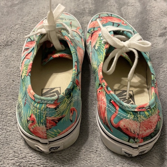 🔴SOLD🔴Flamingo Vans - Picture 4 of 6